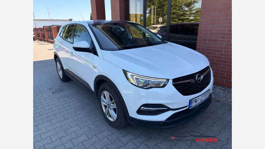 OPEL Grandland X -