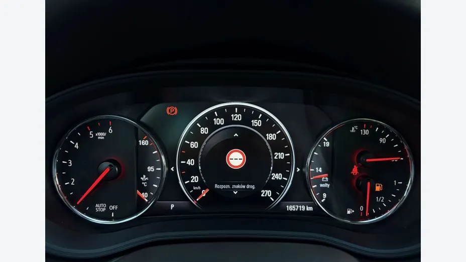 OPEL Insignia -