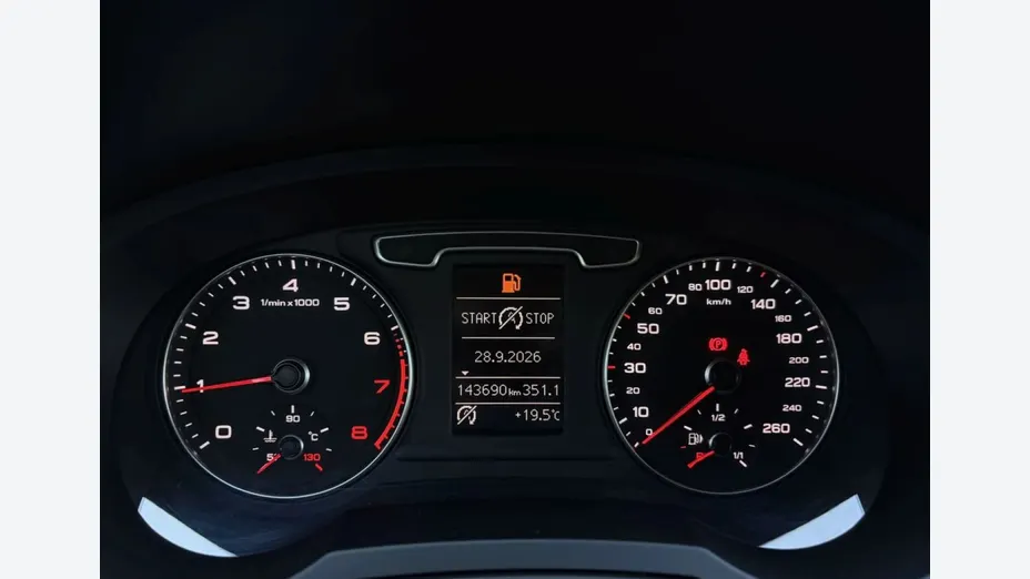 AUDI Q3 -