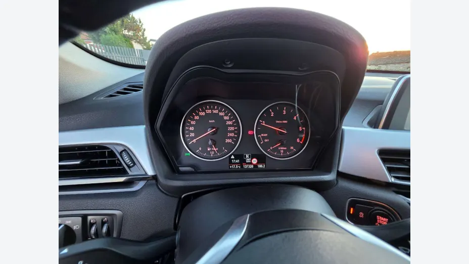 BMW X1 -