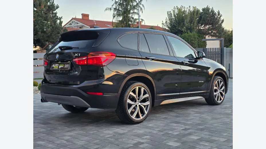 BMW X1 -