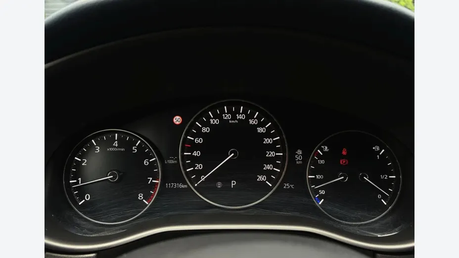 MAZDA CX-30 -