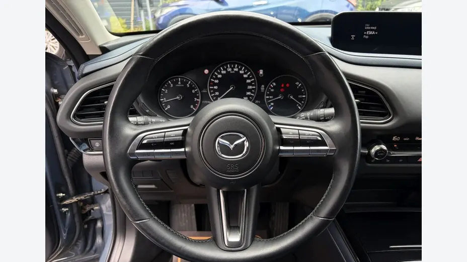 MAZDA CX-30 -