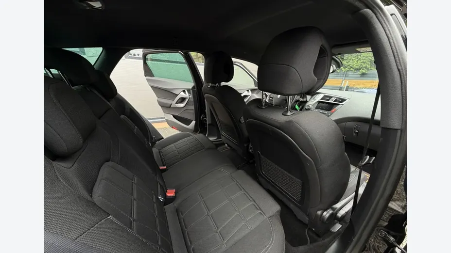 CITROEN DS5 -