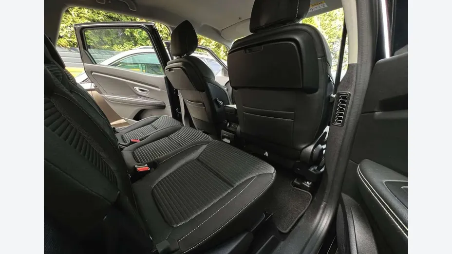 RENAULT Scenic -
