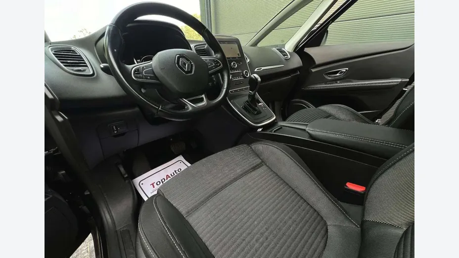 RENAULT Scenic -