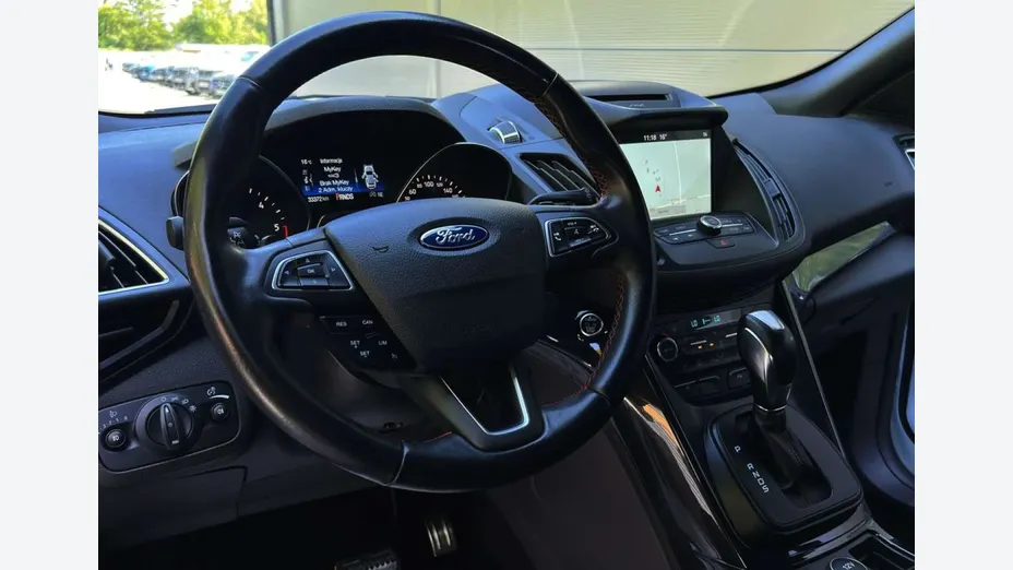 FORD Kuga -