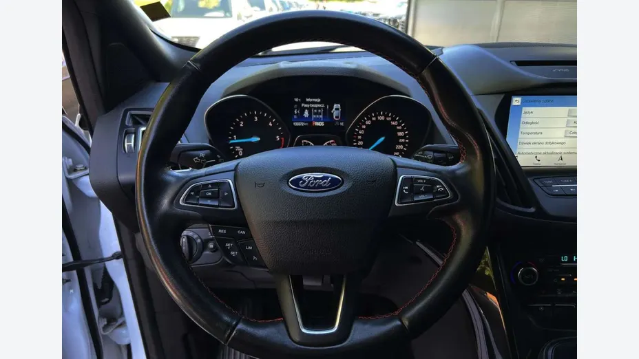 FORD Kuga -
