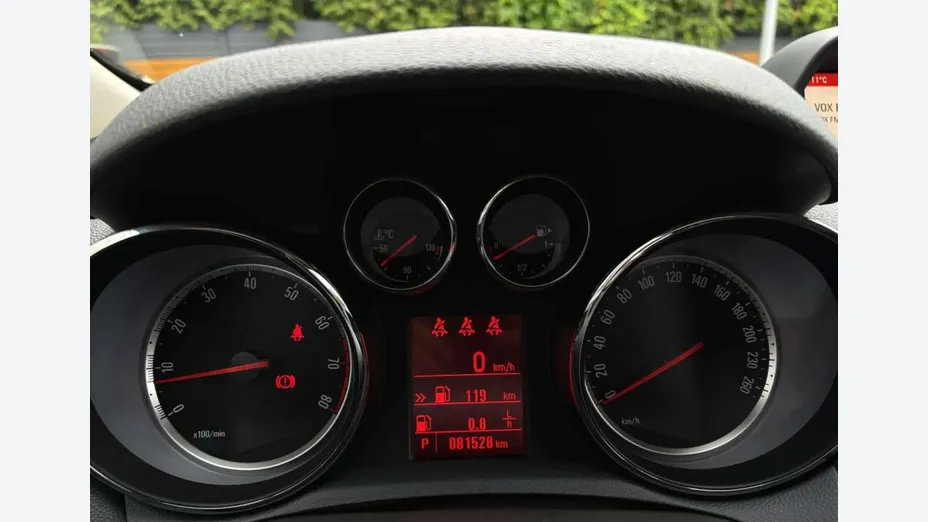 OPEL Mokka -
