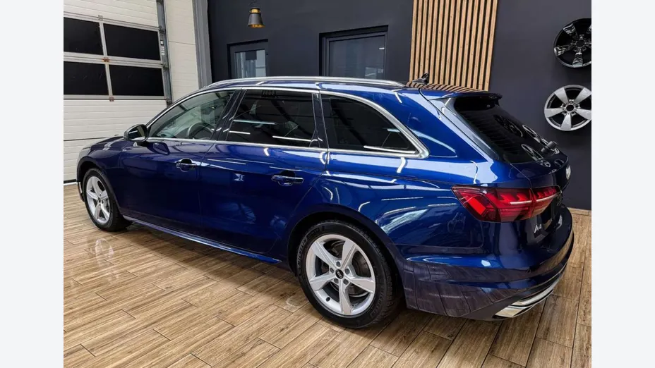 AUDI A4 Avant -