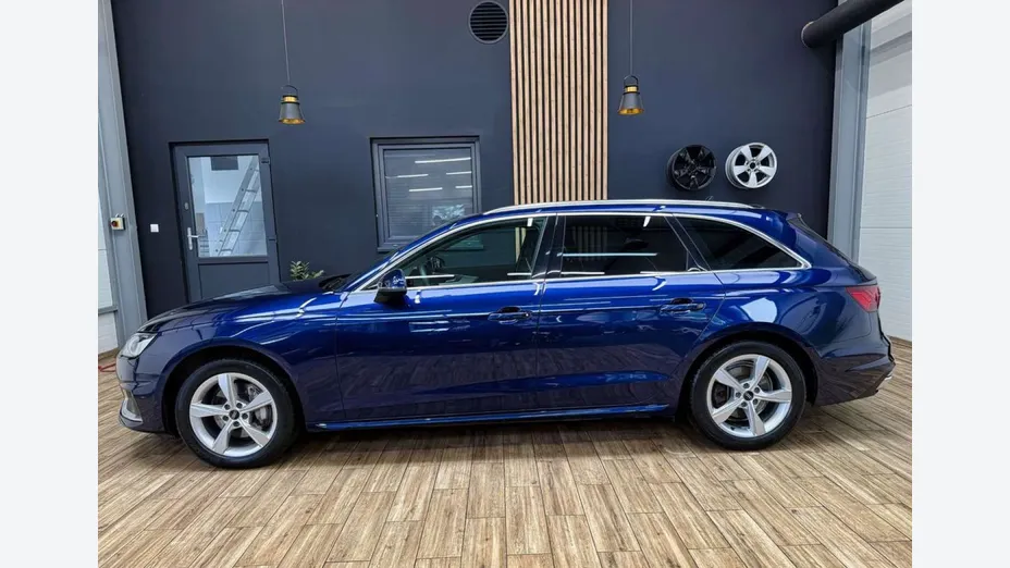 AUDI A4 Avant -