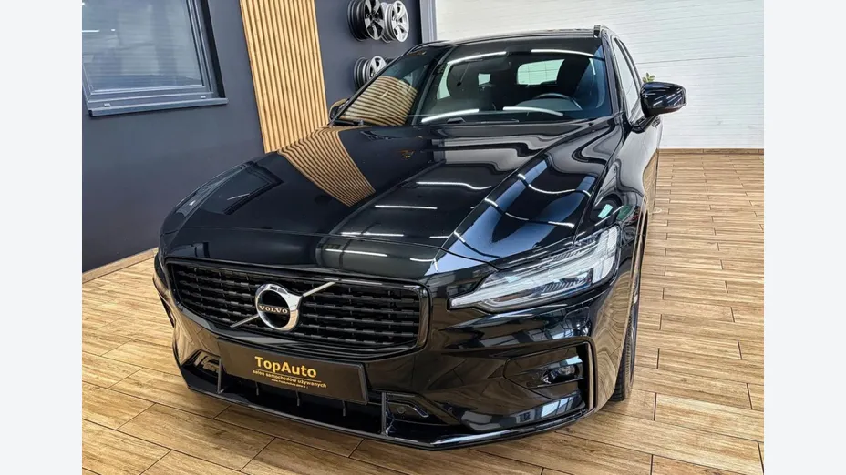 VOLVO V60 -