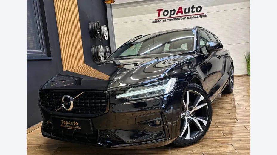 VOLVO V60 -