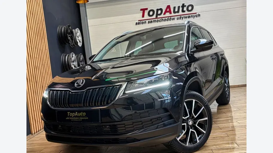 SKODA Karoq -
