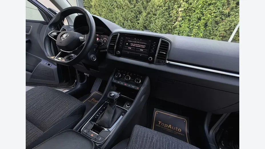SKODA Karoq -