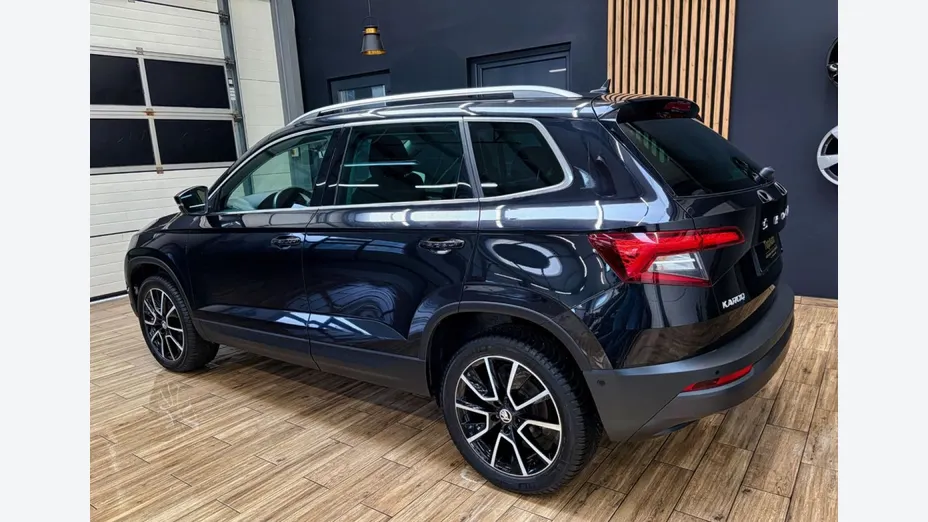 SKODA Karoq -