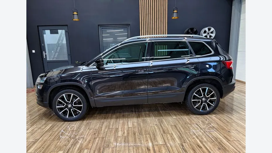 SKODA Karoq -
