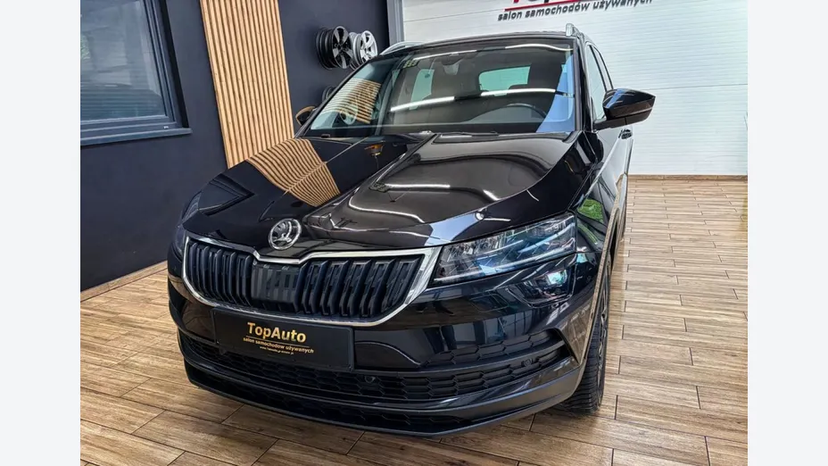 SKODA Karoq -