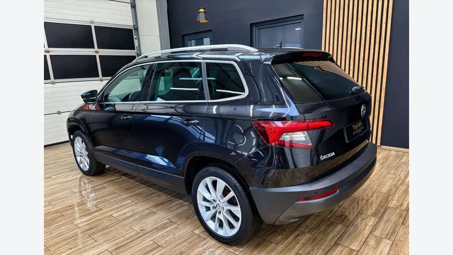 SKODA Karoq -
