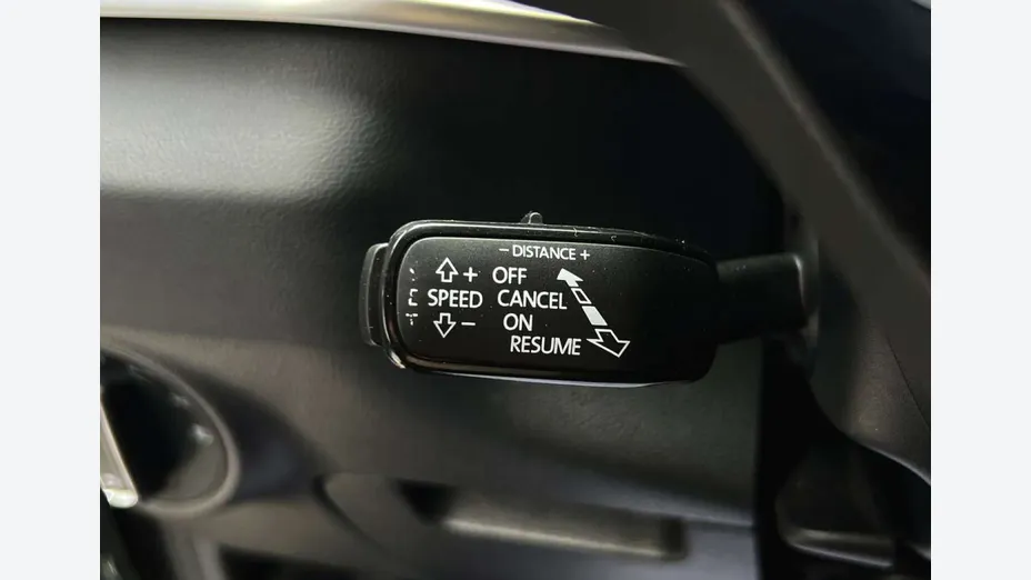 SKODA Karoq -