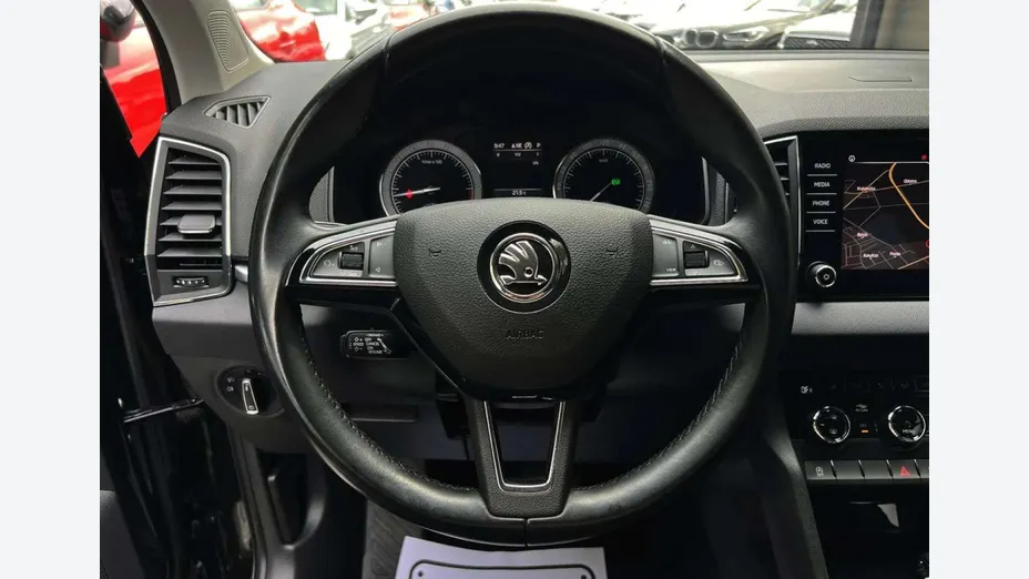 SKODA Karoq -