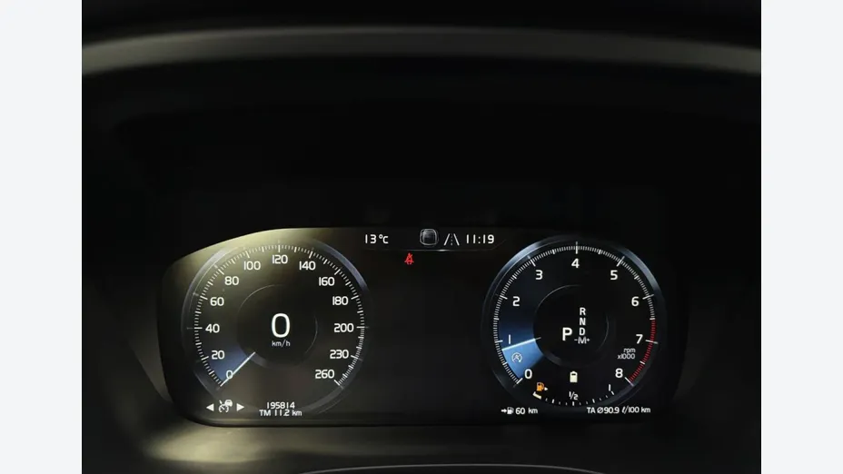 VOLVO XC60 -
