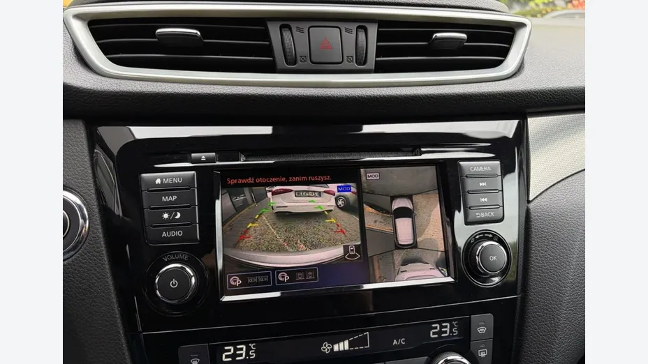 NISSAN Qashqai -