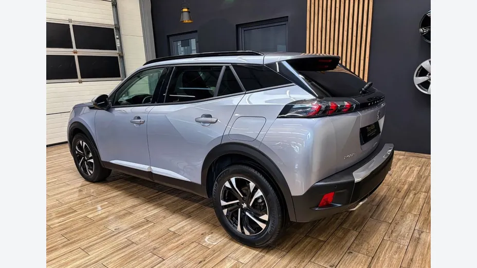 PEUGEOT 2008 -