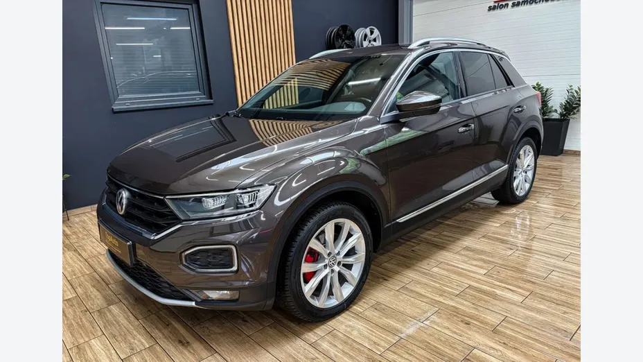 VOLKSWAGEN T-ROC -