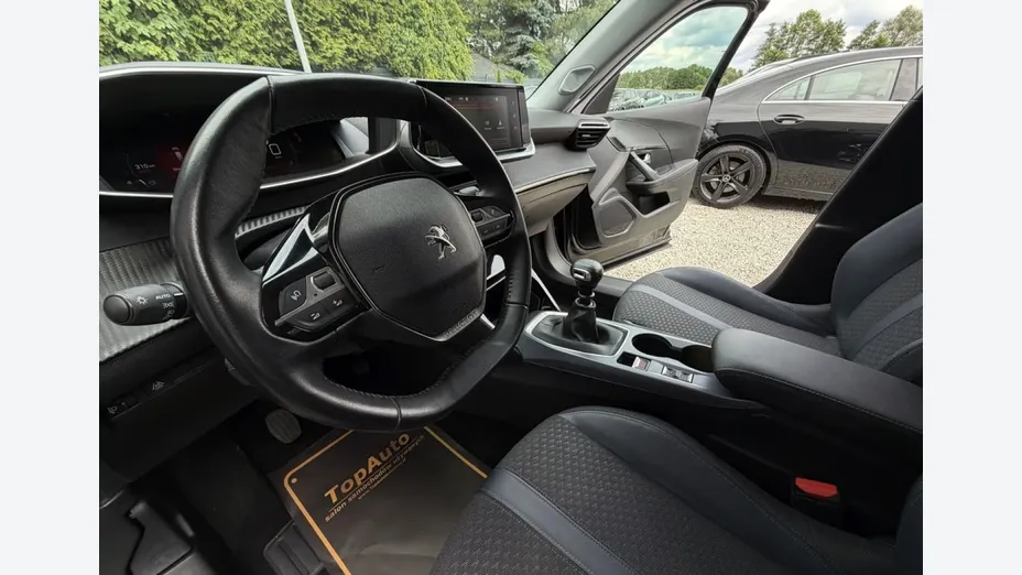 PEUGEOT 2008 -