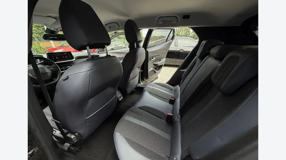 PEUGEOT 2008 -