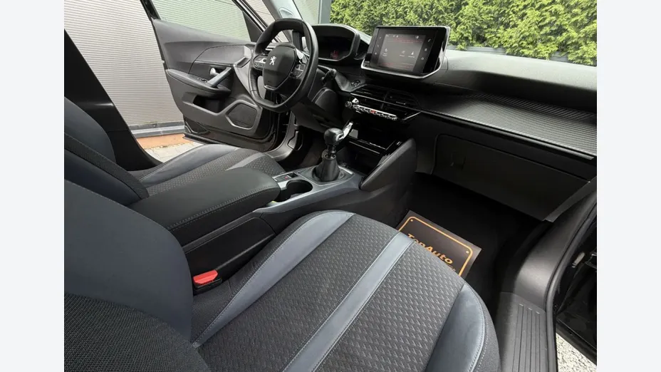 PEUGEOT 2008 -