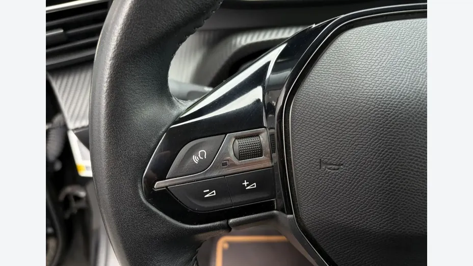 PEUGEOT 2008 -
