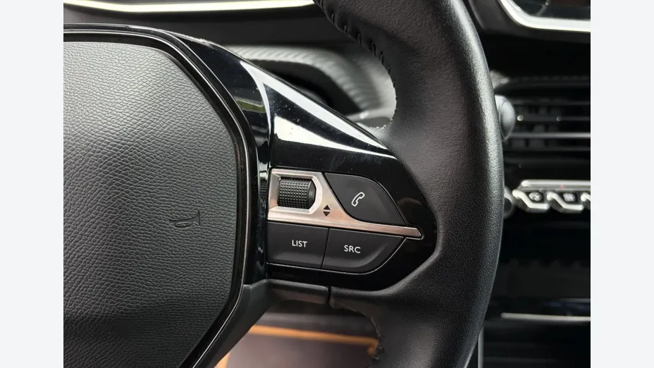 PEUGEOT 2008 -