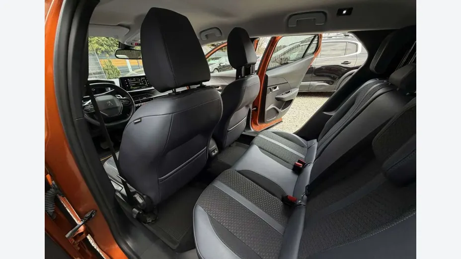 PEUGEOT 2008 -