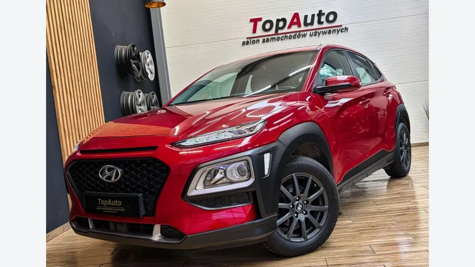 HYUNDAI Kona -