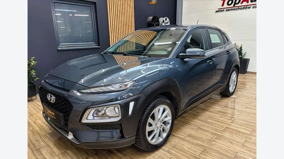 HYUNDAI Kona -