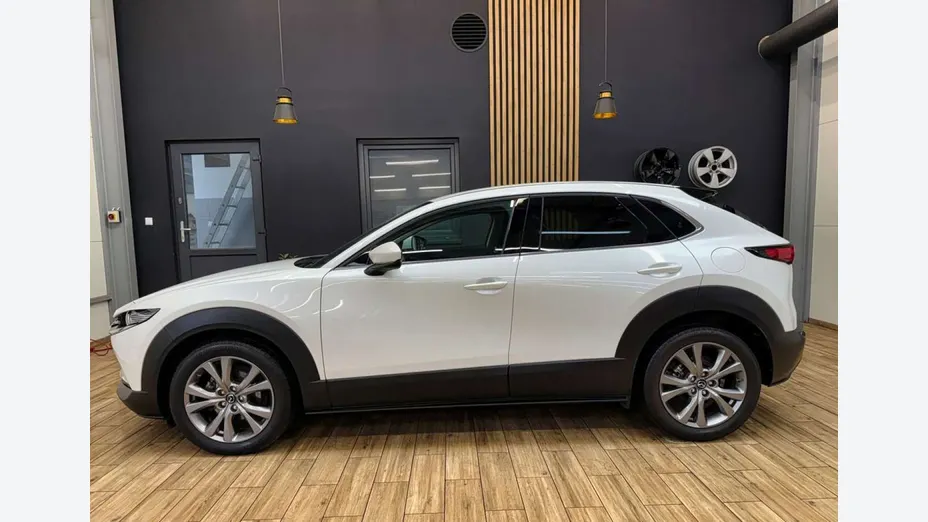 MAZDA CX-30 -