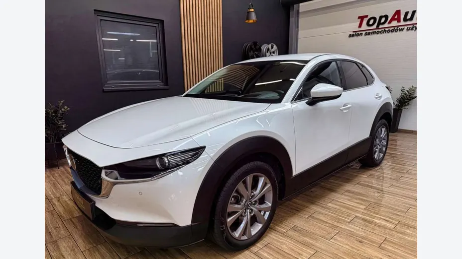 MAZDA CX-30 -