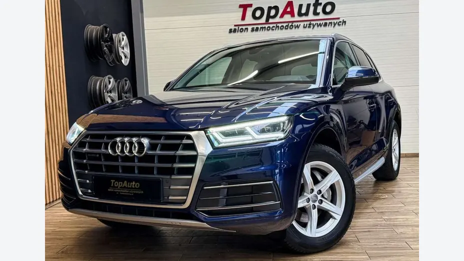 AUDI Q5 -