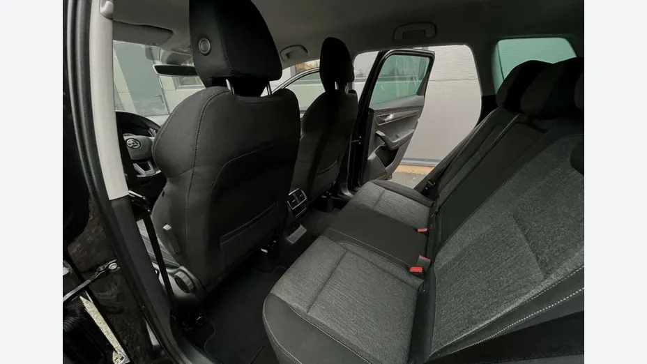 SKODA Karoq -
