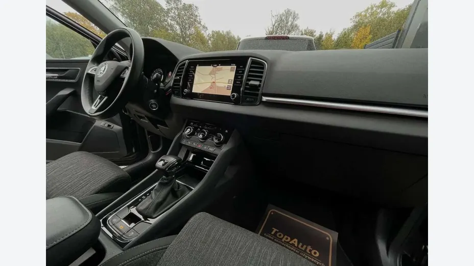 SKODA Karoq -