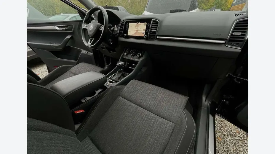 SKODA Karoq -