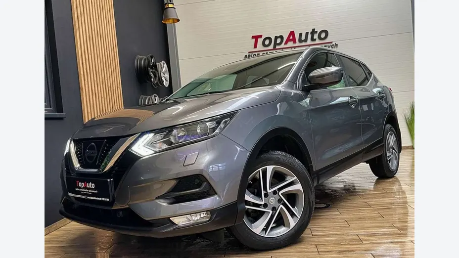 NISSAN Qashqai -