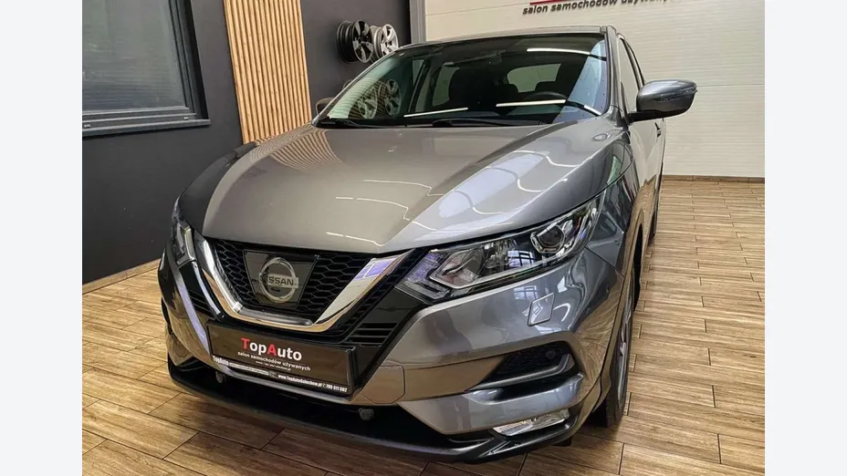 NISSAN Qashqai -