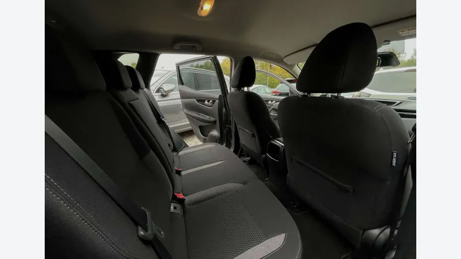 NISSAN Qashqai -