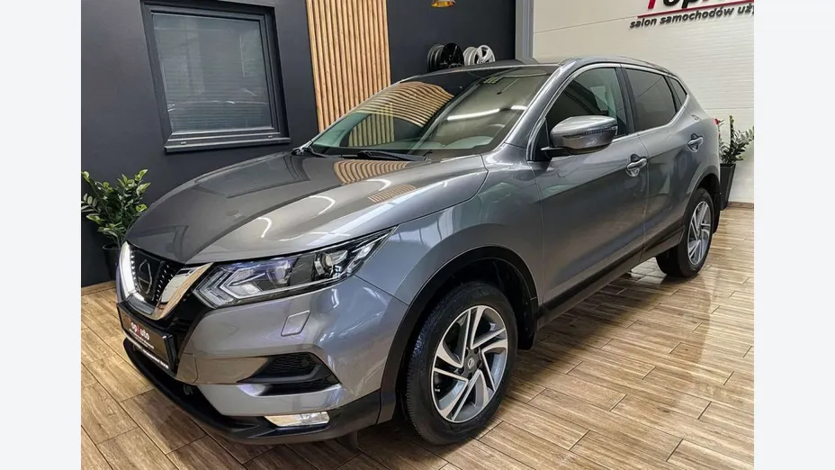 NISSAN Qashqai -