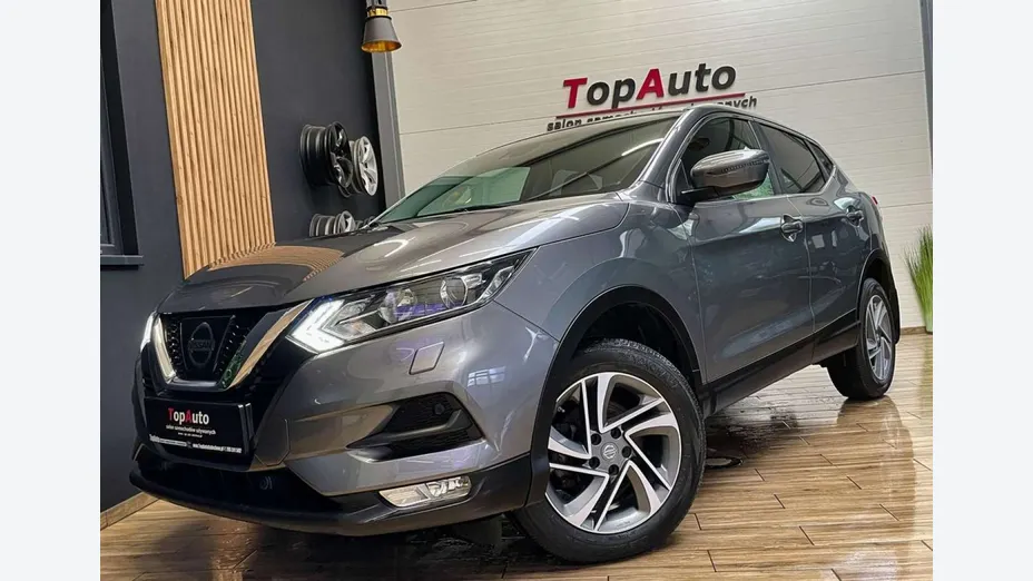 NISSAN Qashqai -