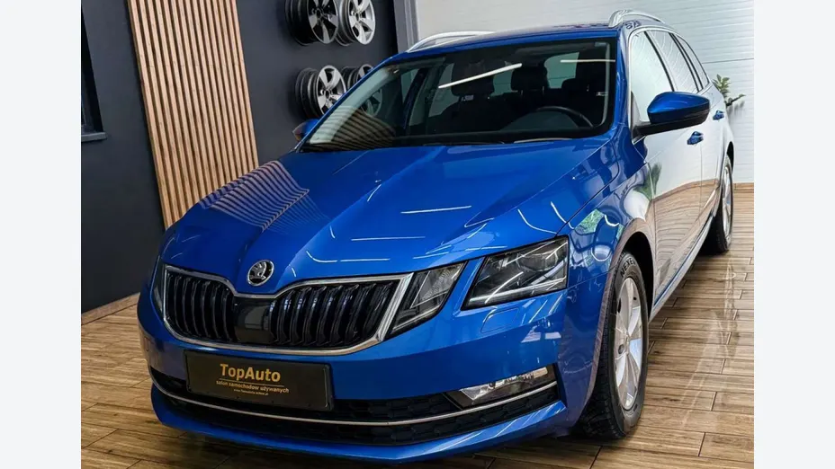 SKODA Octavia -