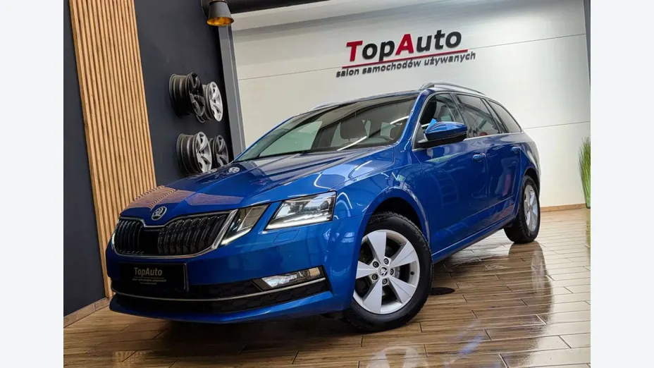 SKODA Octavia -